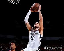 底特律活塞训练开放日，冲刺阶段战术微调引欢呼，英超在即，医务组通报恢复