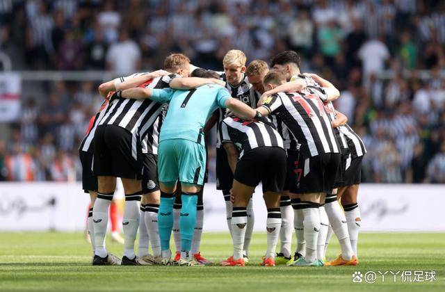 转会期纽卡斯尔备战足总杯；外线爆发细节曝光；态度坚定；更衣室氛围转暖